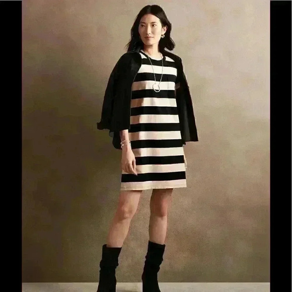 Banana Republic Mini T-Shirt Dress - Picture 1 of 6